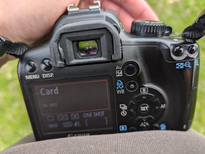 camera display that reads "Card", "No card"